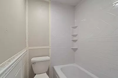 111 Sherwood Square, Essex Junction, VT 05452 - Photo 17