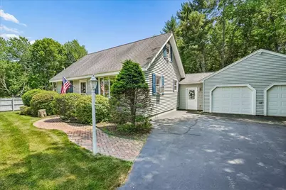 4 Gosselin Avenue, Hooksett, NH 03106 - Photo 3
