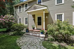17 Candlewood Dr, Amherst, NH 03031 - Photo 3