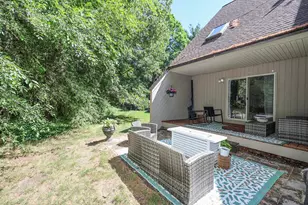 18 Suffolk Ct, Bedford, NH 03110 - Photo 27