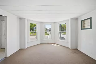 191 Court St, Laconia, NH 03246 - Photo 5