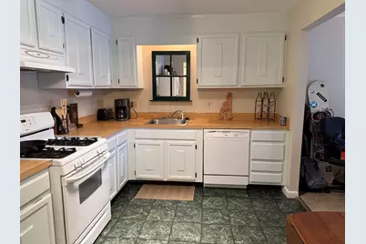 19 Country Club Drive #32, Manchester, NH 03102 - Photo 7
