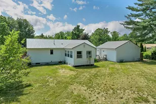 4 Anagance Ln, Wolfeboro, NH 03894 - Photo 37
