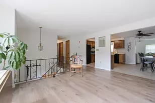 435 Terrie Dr, Pembroke, NH 03275 - Photo 5