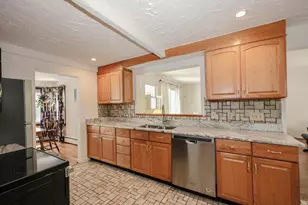 68 Robinson Rd, Nashua, NH 03060 - Photo 13