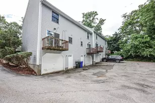 50 Beech Hill Ave, Manchester, NH 03103 - Photo 3