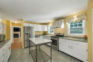 45 Mariette Dr, Portsmouth, NH 03801 - Photo 19