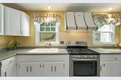 45 Mariette Drive, Portsmouth, NH 03801 - Photo 23