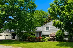 8 Toftree Ln, Dover, NH 03820 - Photo 1