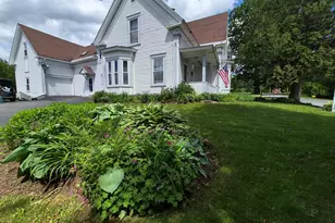 48 Middle St, Lancaster, NH 03584 - Photo 5