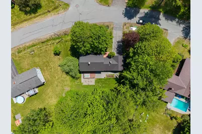 52 Ledgewood Road, Claremont, NH 03743 - Photo 9