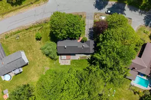 52 Ledgewood Rd, Claremont, NH 03743 - Photo 9