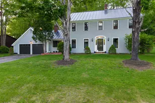 52 Ledgewood Rd, Claremont, NH 03743 - Photo 3