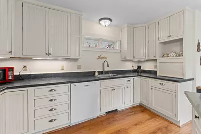 196 East Main Street #Unit 5, Conway, NH 03818 - Photo 9