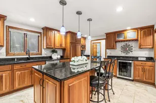 301 N Amherst Rd, Bedford, NH 03110 - Photo 15