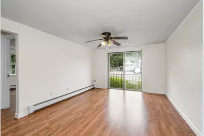 95 East Broadway Street #10, Derry, NH 03038 - Photo 3