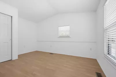 44 Hazel Drive, Concord, NH 03301 - Photo 7
