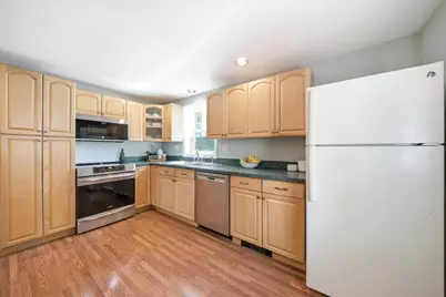 8 Oriole Lane, Londonderry, NH 03053 - Photo 5