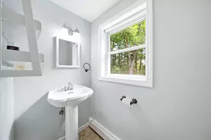 8 Oriole Ln, Londonderry, NH 03053 - Photo 23