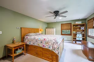 34 Cabot Rd, Merrimack, NH 03054 - Photo 17