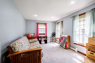 34 Cabot Rd, Merrimack, NH 03054 - Photo 7