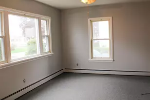 33 Kearsarge St, Manchester, NH 03102 - Photo 5