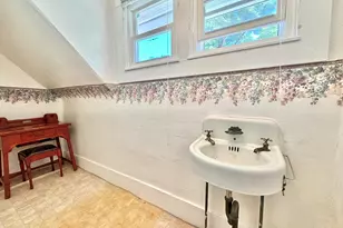 39 Chestnut St, Tilton, NH 03276 - Photo 39