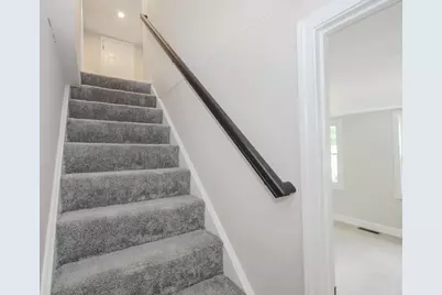 32 Raymond Road, Auburn, NH 03032 - Photo 21