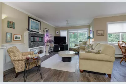 388 Western Avenue #B2, Henniker, NH 03242 - Photo 25