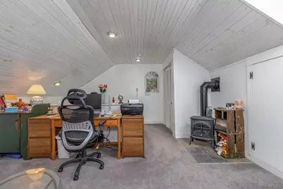 388 Western Avenue #B2, Henniker, NH 03242 - Photo 37