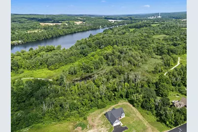 131 Merrimack Street, Hooksett, NH 03106 - Photo 9