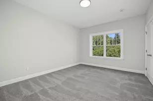 131 Merrimack St, Hooksett, NH 03106 - Photo 35