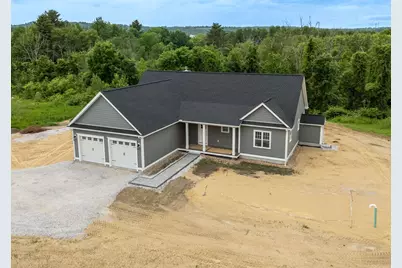 131 Merrimack Street, Hooksett, NH 03106 - Photo 1
