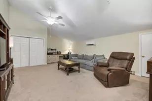 227 Main St, Lincoln, NH 03251 - Photo 21