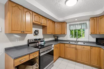 1280 Goffstown Road, Manchester, NH 03102 - Photo 11