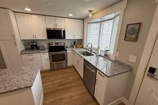 60 Wellington Village Dr, Bristol, NH 03222 - Photo 13