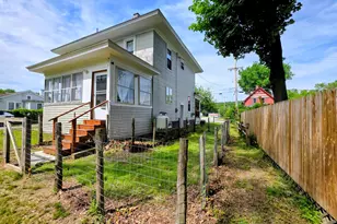 32 Smith St, Haverhill, NH 03785 - Photo 7