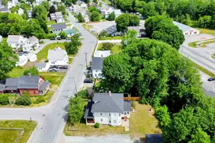 32 Smith St, Haverhill, NH 03785 - Photo 5