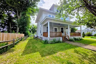 32 Smith St, Haverhill, NH 03785 - Photo 3