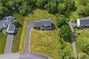 17 Donmac Dr, Derry, NH 03038 - Photo 39