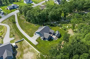 22 Kendall Ln, Raymond, NH 03077 - Photo 39