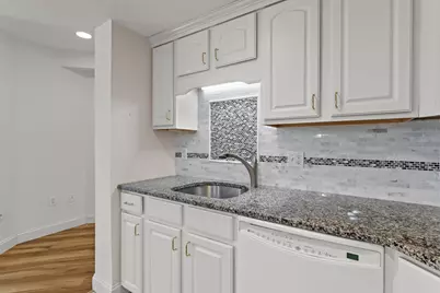 65 Hawthorne Drive #106, Bedford, NH 03110 - Photo 13