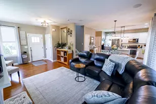 25 Redwood Way, Manchester, NH 03102 - Photo 13