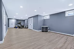 75 McDuffie St, Manchester, NH 03102 - Photo 25