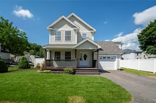 75 McDuffie St, Manchester, NH 03102 - Photo 1