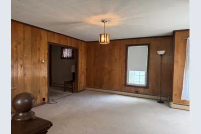 11 Foster Avenue, Manchester, NH 03103 - Photo 7