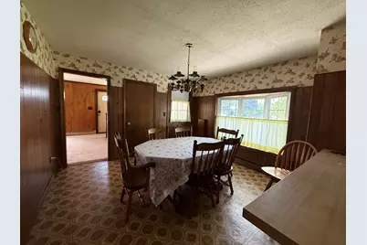 11 Foster Avenue, Manchester, NH 03103 - Photo 13