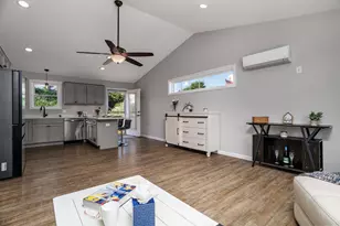 70 Derryfield Rd, Derry, NH 03038 - Photo 9