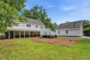 22 Farm Ln, Seabrook, NH 03874 - Photo 3