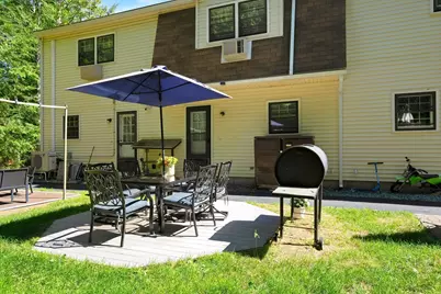 94 Golfview Drive, Manchester, NH 03102 - Photo 3